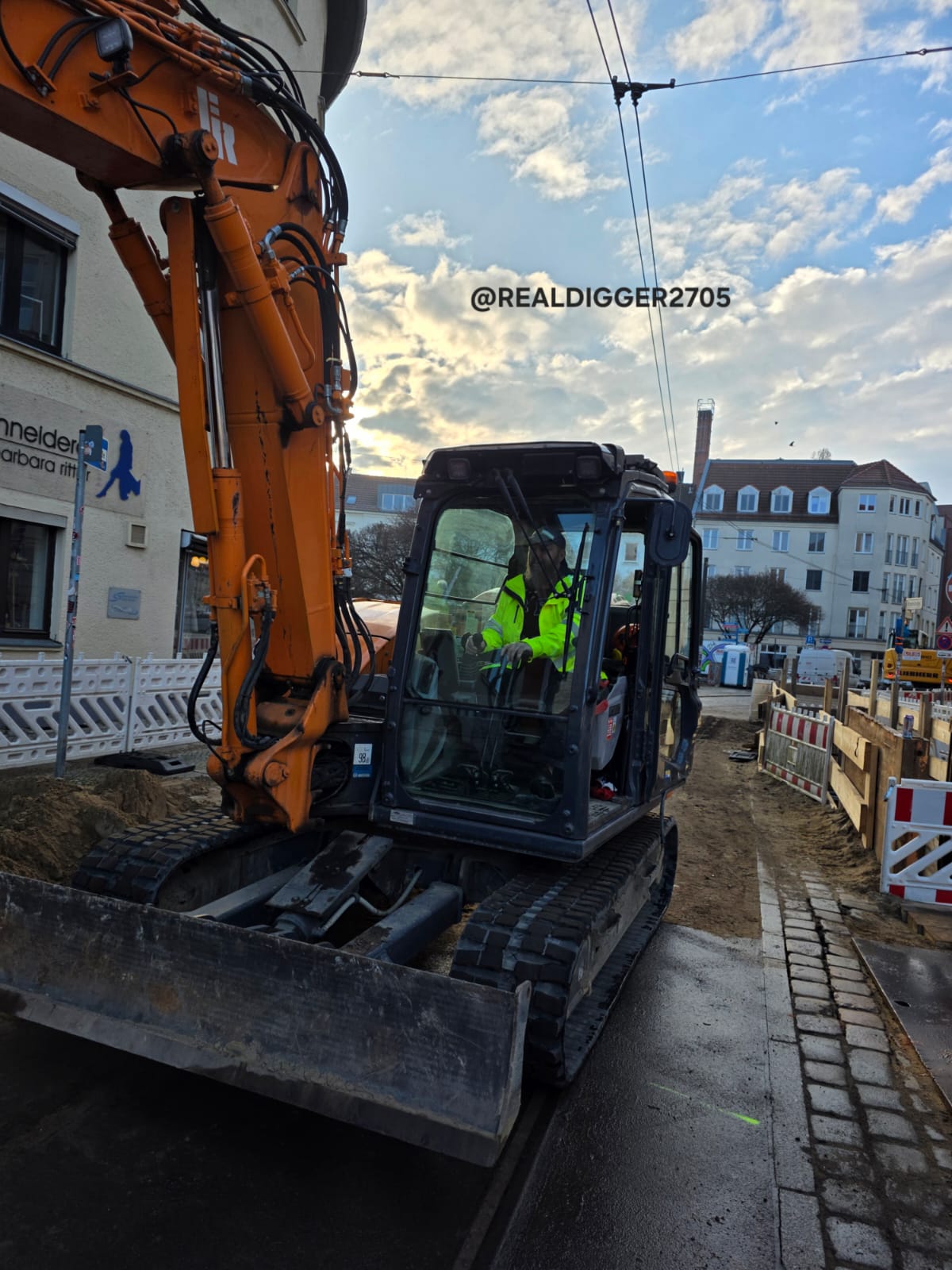Excavator work day 2
